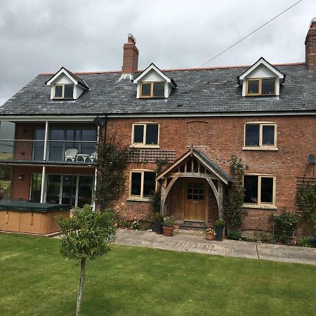 Rhyd Lydan Bed and Breakfast Newtown  Eksteriør billede